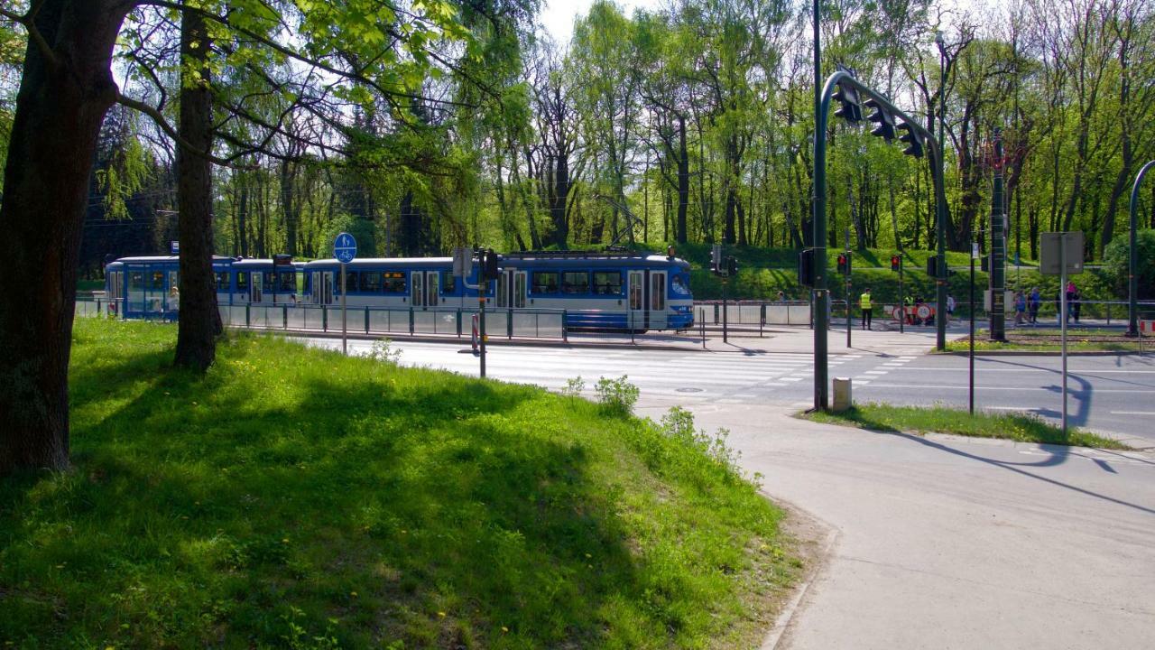 Apartament "Park Lotnikow" Krakow Ngoại thất bức ảnh